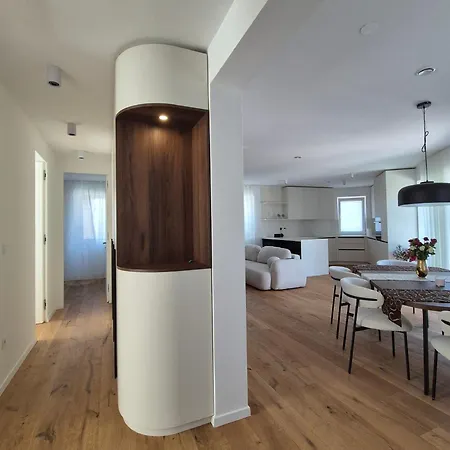 Apartment Premium Ljubljana